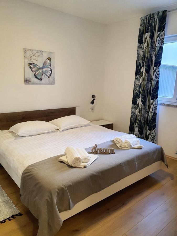 Sea Star Apartments ปิเยชชานา อูวาลา ภายนอก รูปภาพ